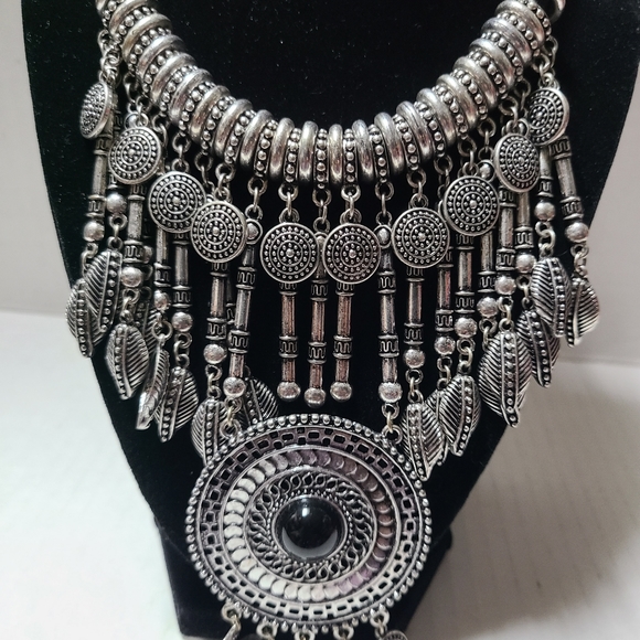 Forever 21 Boho necklace AZTEC DANCE necklace chocker gypsy style jewelery - Picture 2 of 6